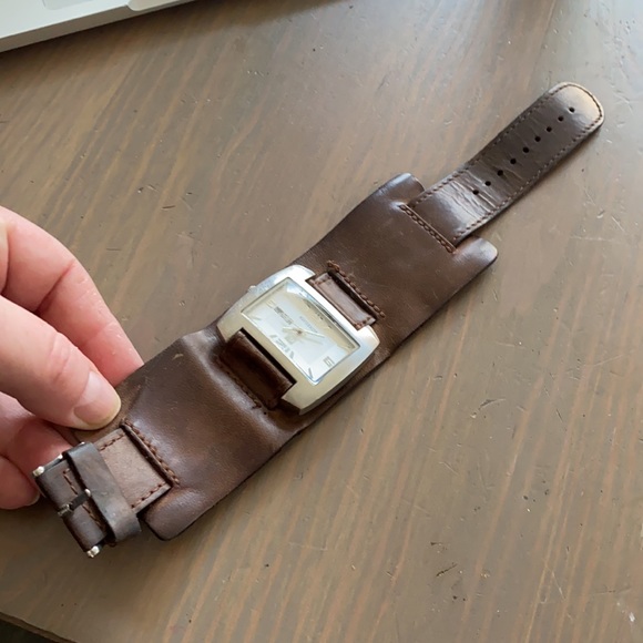 Quicksilver Thick StrapWatch - Picture 2 of 3